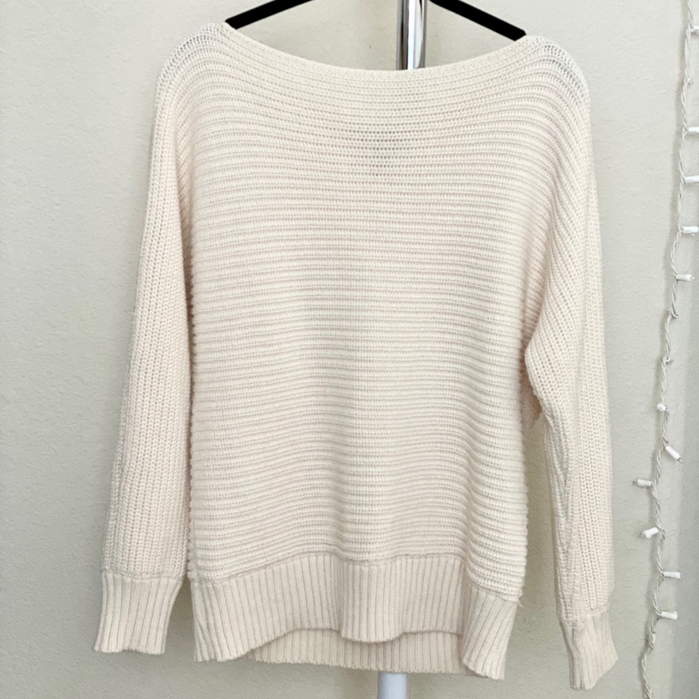 Off-white knitted sweater